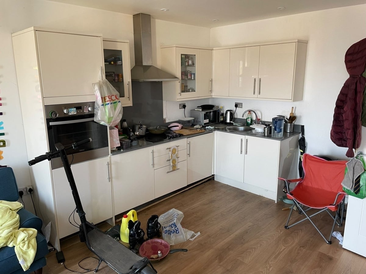 Flat Herschel Street in Slough
