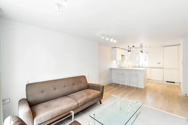 Flat Ebury Street in City of Westminster