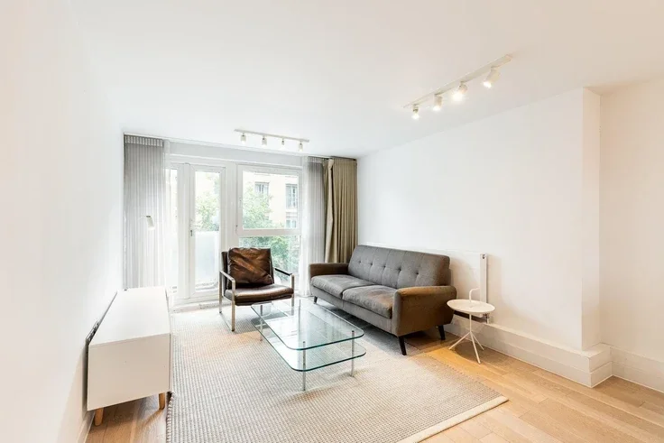 Flat Ebury Street in City of Westminster