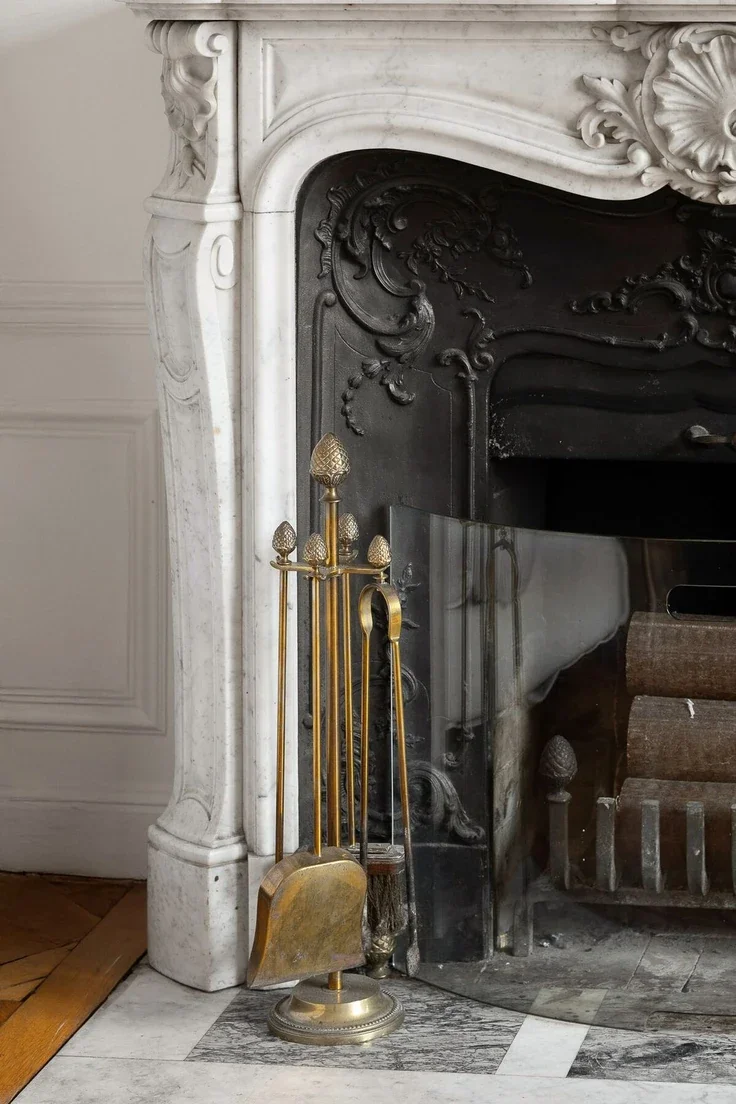Flat Rue de Charenton in Paris