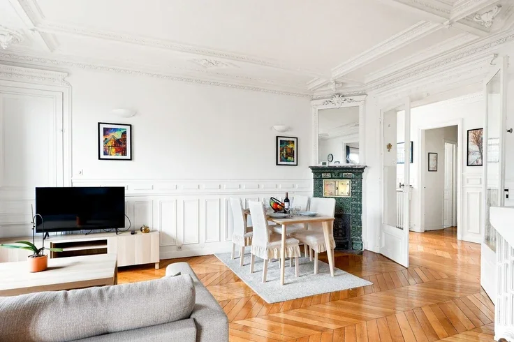 Flat Rue de Charenton in Paris