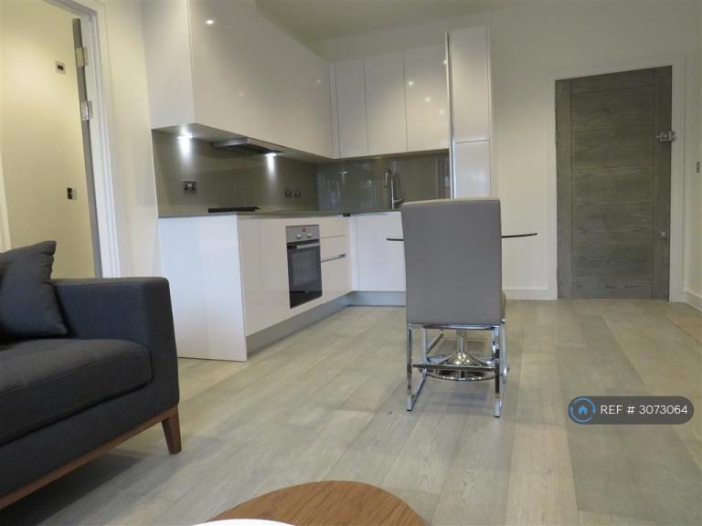 Flat Bath Road in Slough