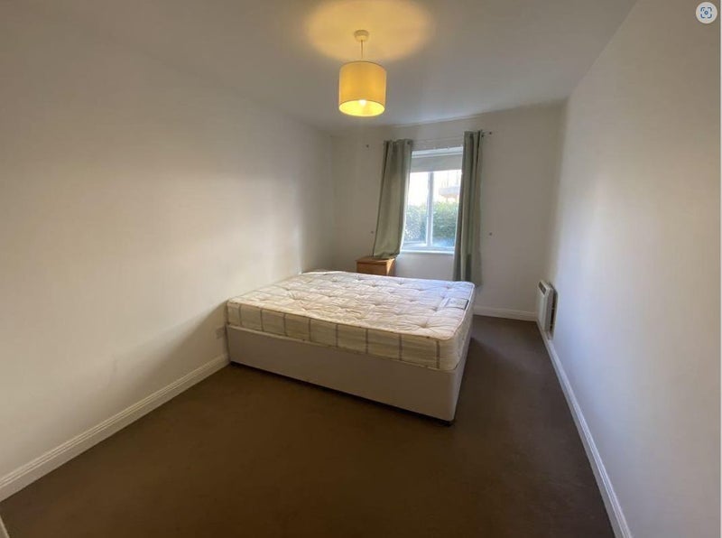 Flat Webber Street in Greater London