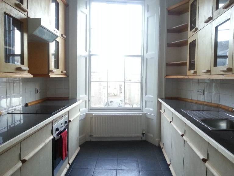 Flat Bernard Street in City of Edinburgh