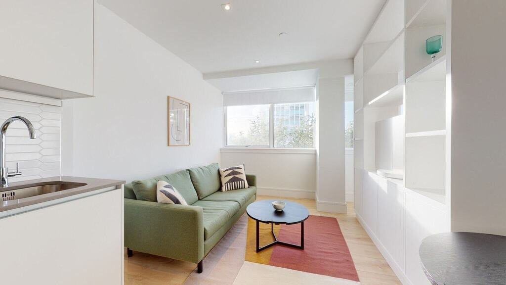 Flat Humphry Repton Lane in Greater London