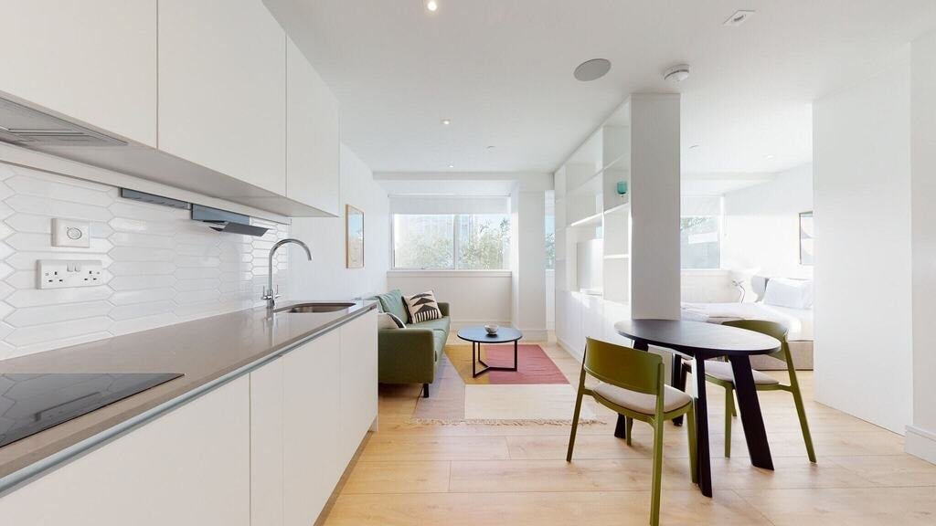 Flat Humphry Repton Lane in Greater London