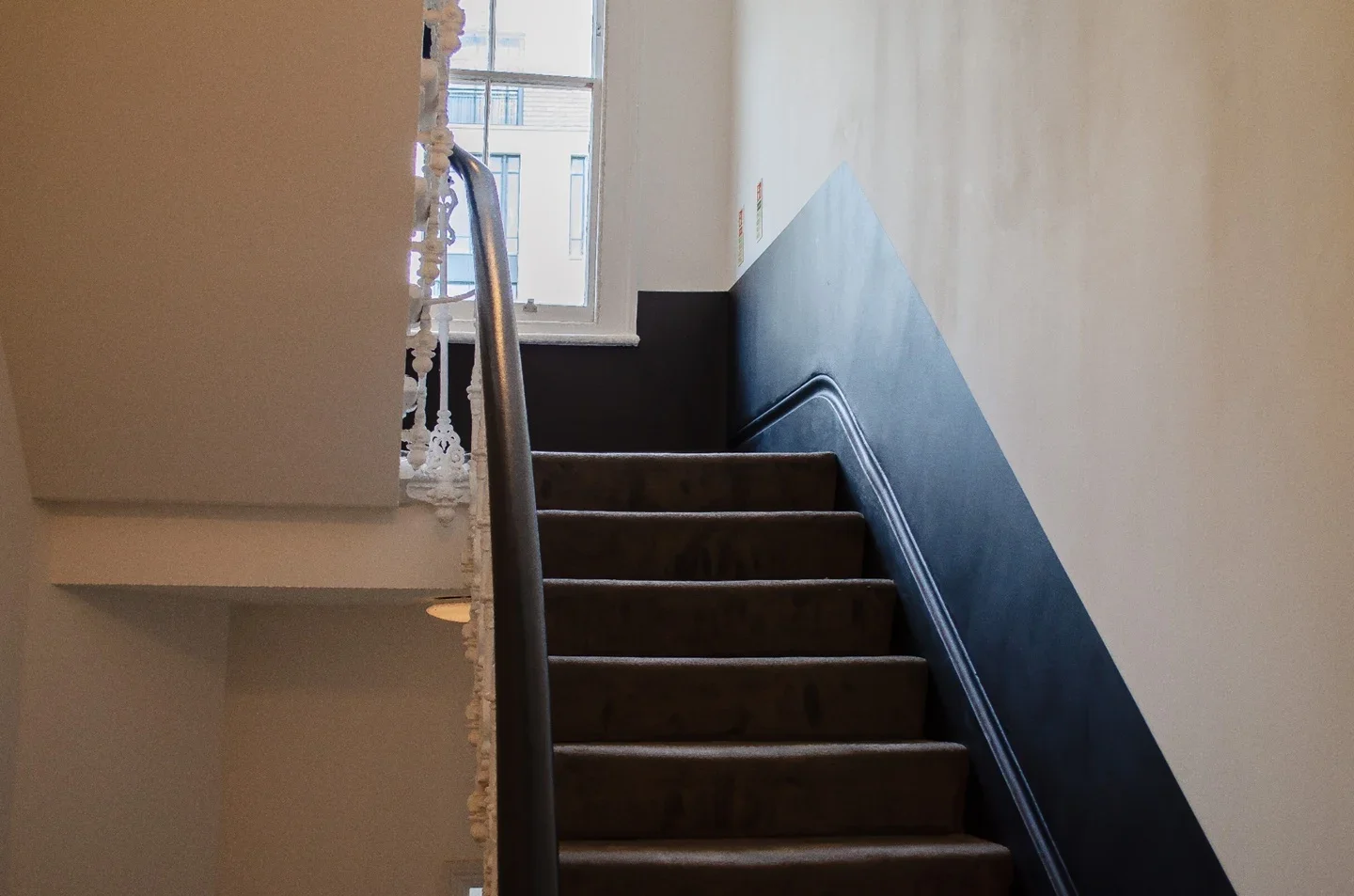 Flat Kensington Gardens Square in City of Westminster