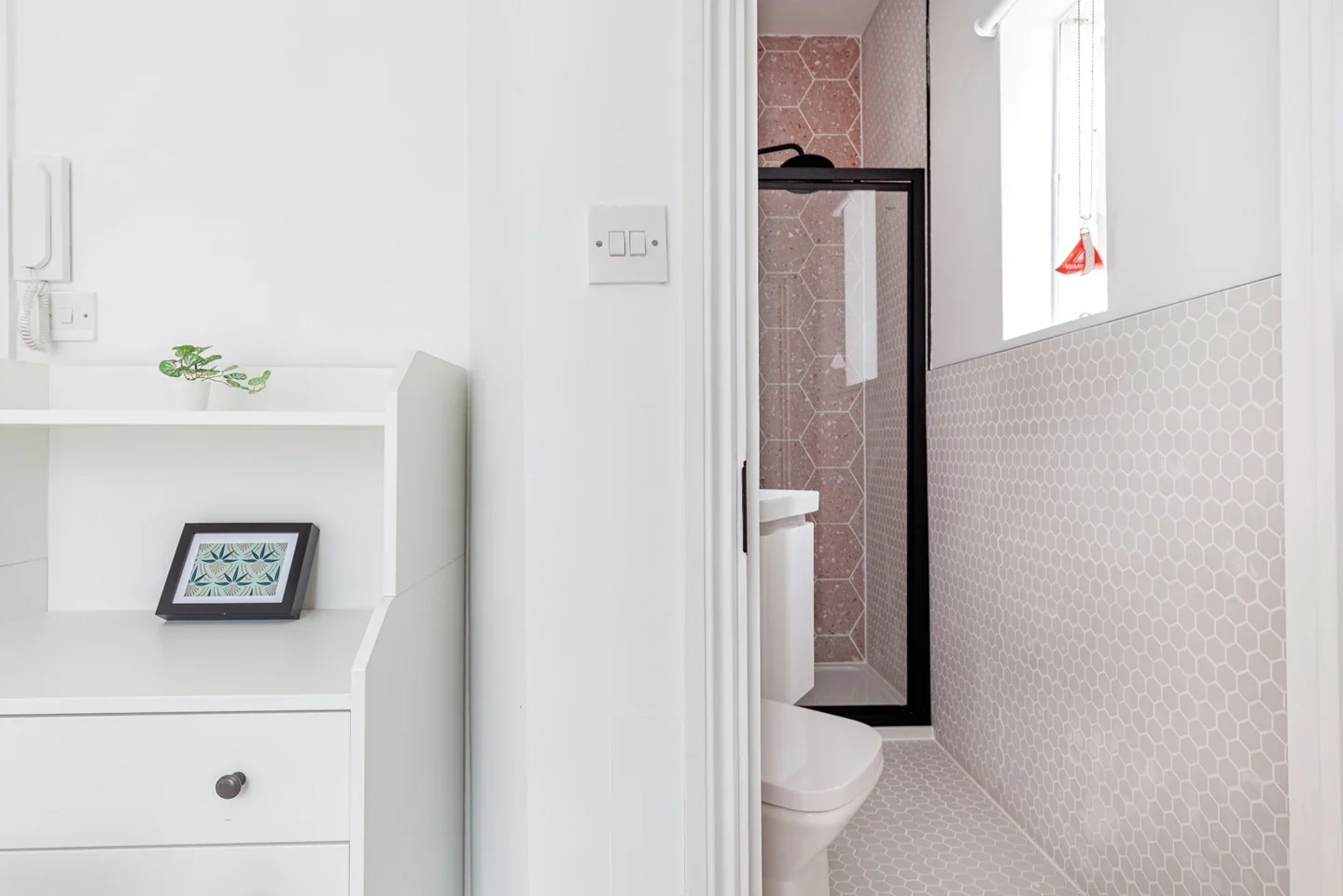 Flat Kensington Gardens Square in City of Westminster