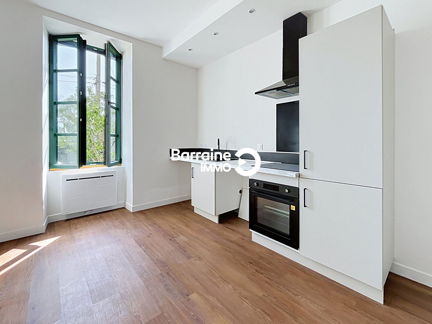 Flat Rue Saint-Pol-Roux in Camaret-sur-Mer