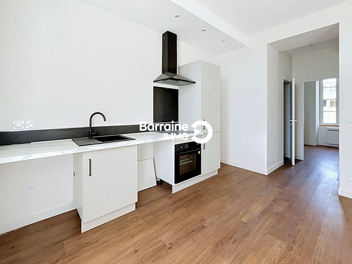 Flat Rue Saint-Pol-Roux in Camaret-sur-Mer