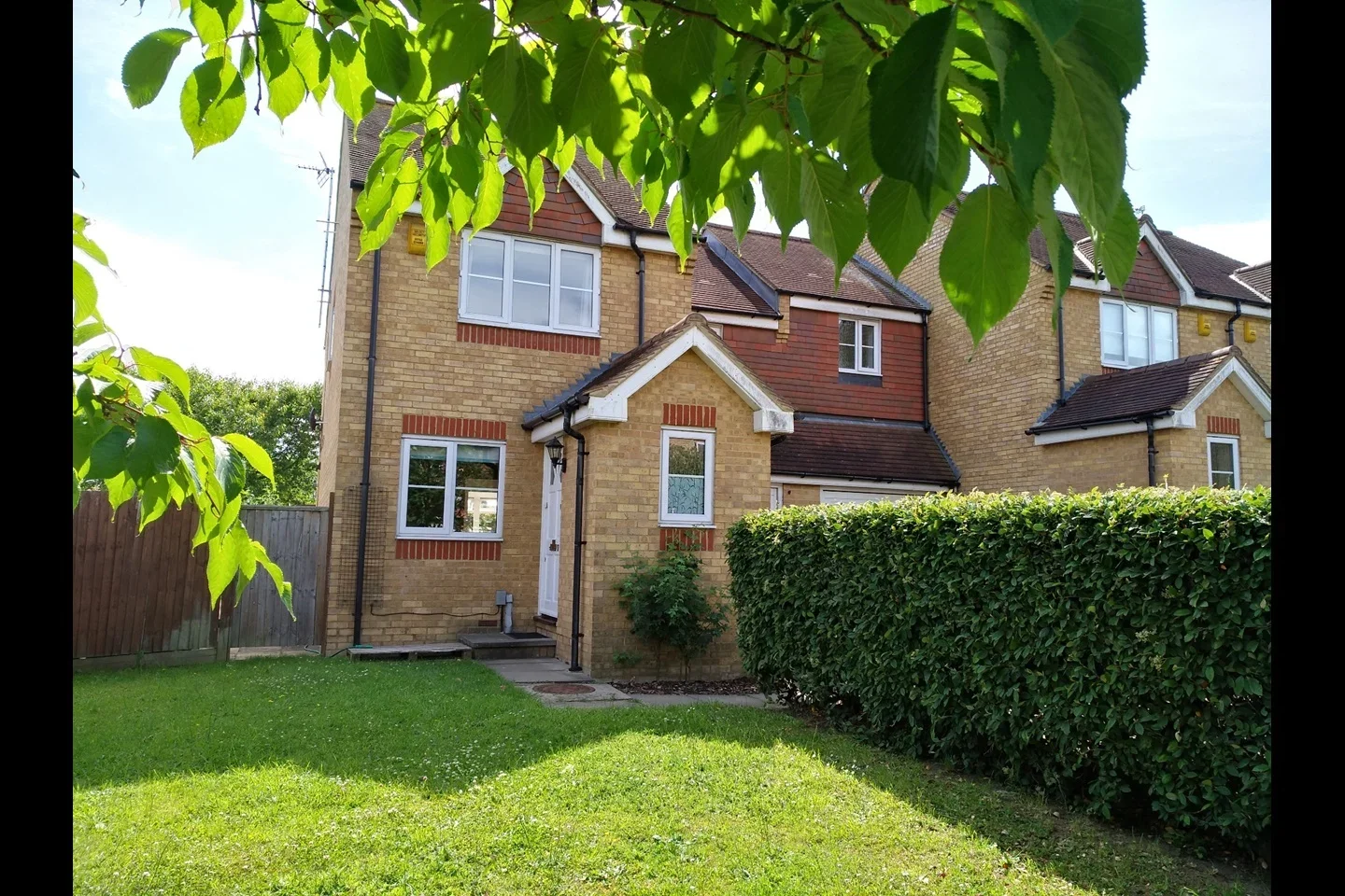 House Orient Close in St Albans