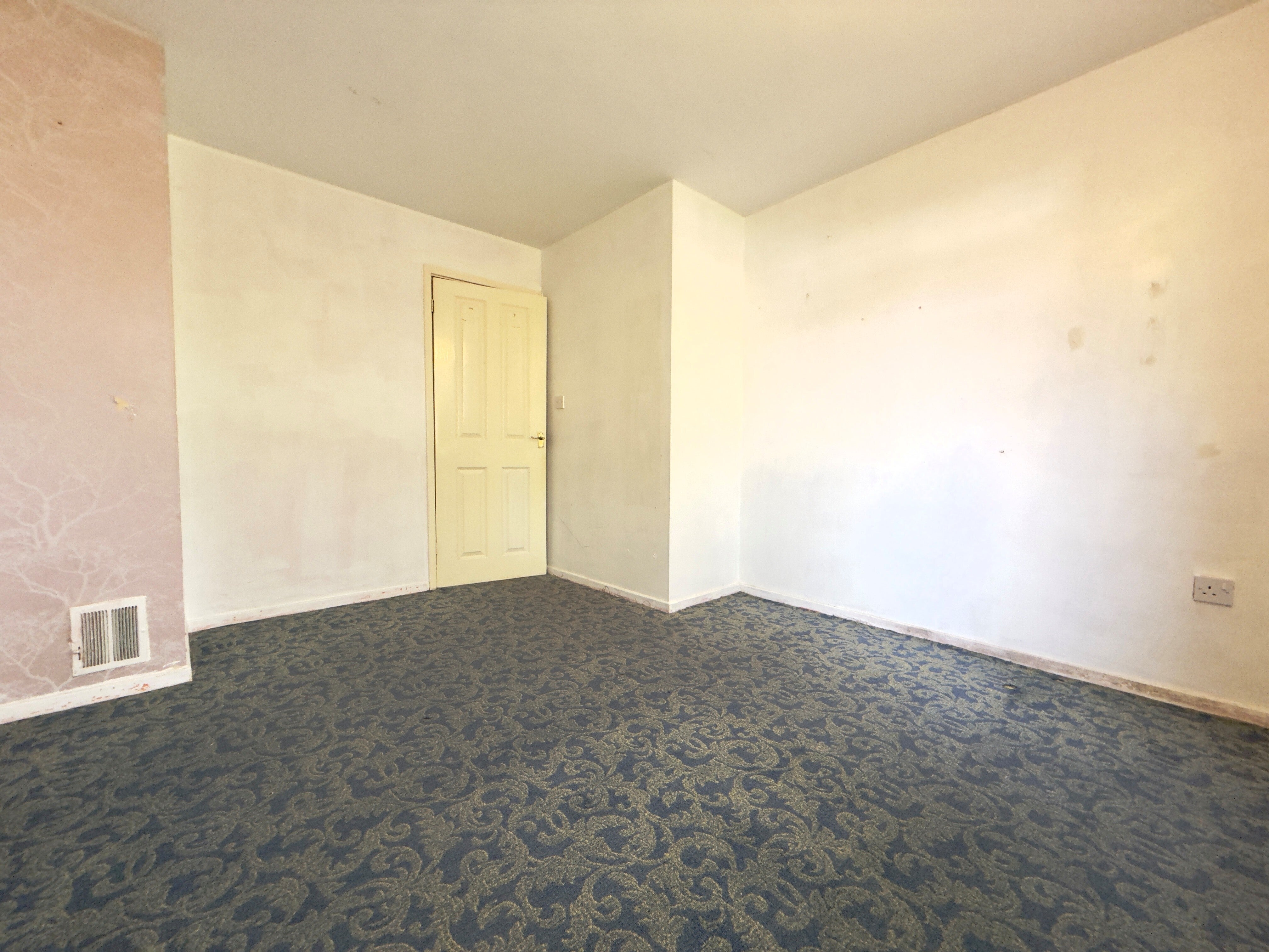 Flat Regent Walk in Birmingham