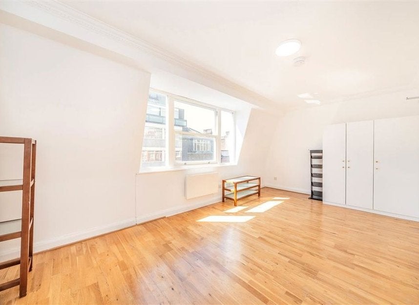 Flat Welbeck Street in City of Westminster