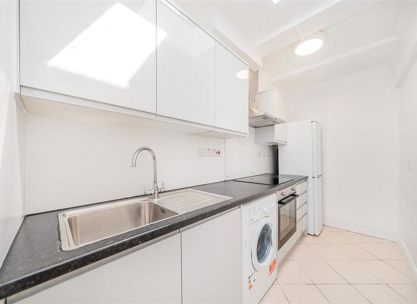 Flat Welbeck Street in City of Westminster
