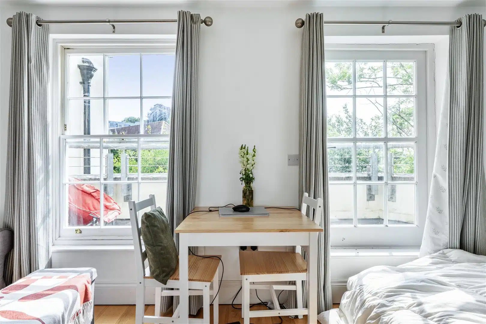 Flat Cornwallis Grove in Bristol