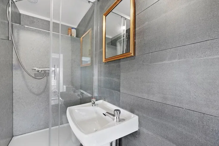 Flat B519 in Greater London
