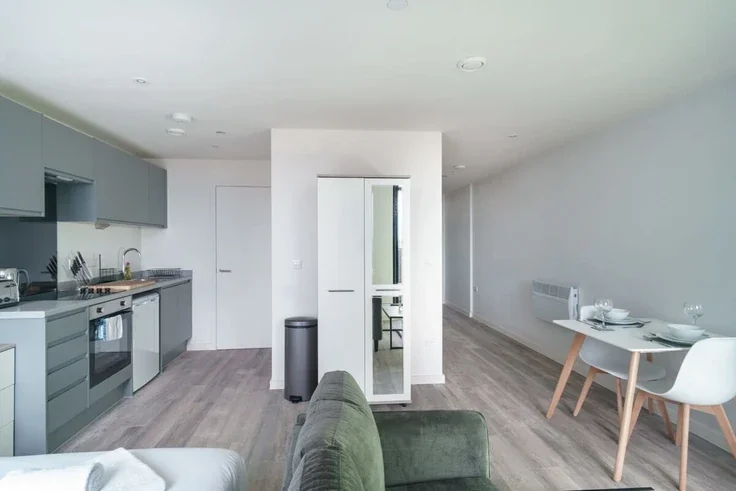 Flat Bevington Bush in Liverpool