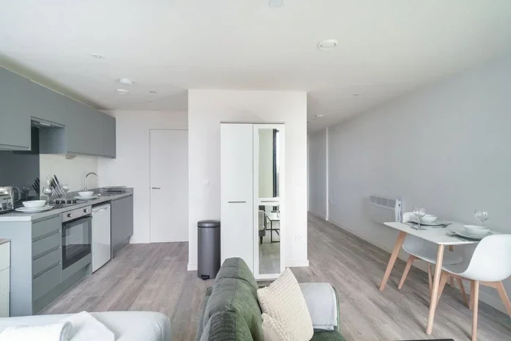Flat Bevington Bush in Liverpool