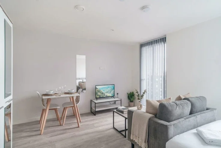 Flat Bevington Bush in Liverpool