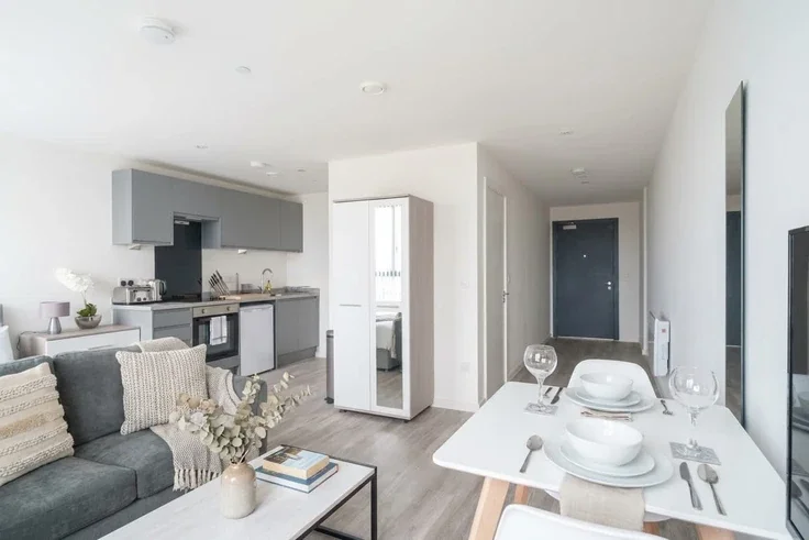 Flat Bevington Bush in Liverpool