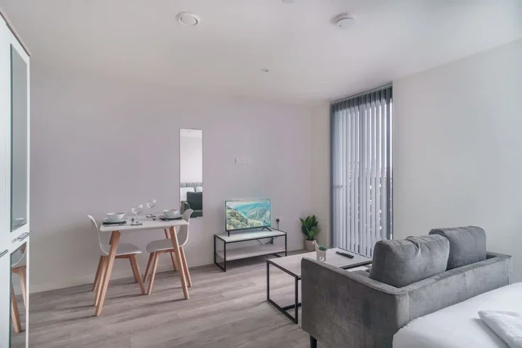 Flat Bevington Bush in Liverpool