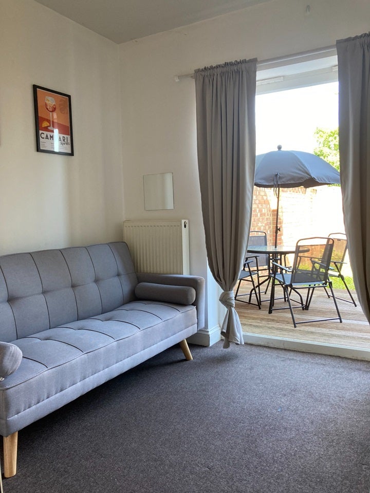 Flat Purbeck Drive in Greater London