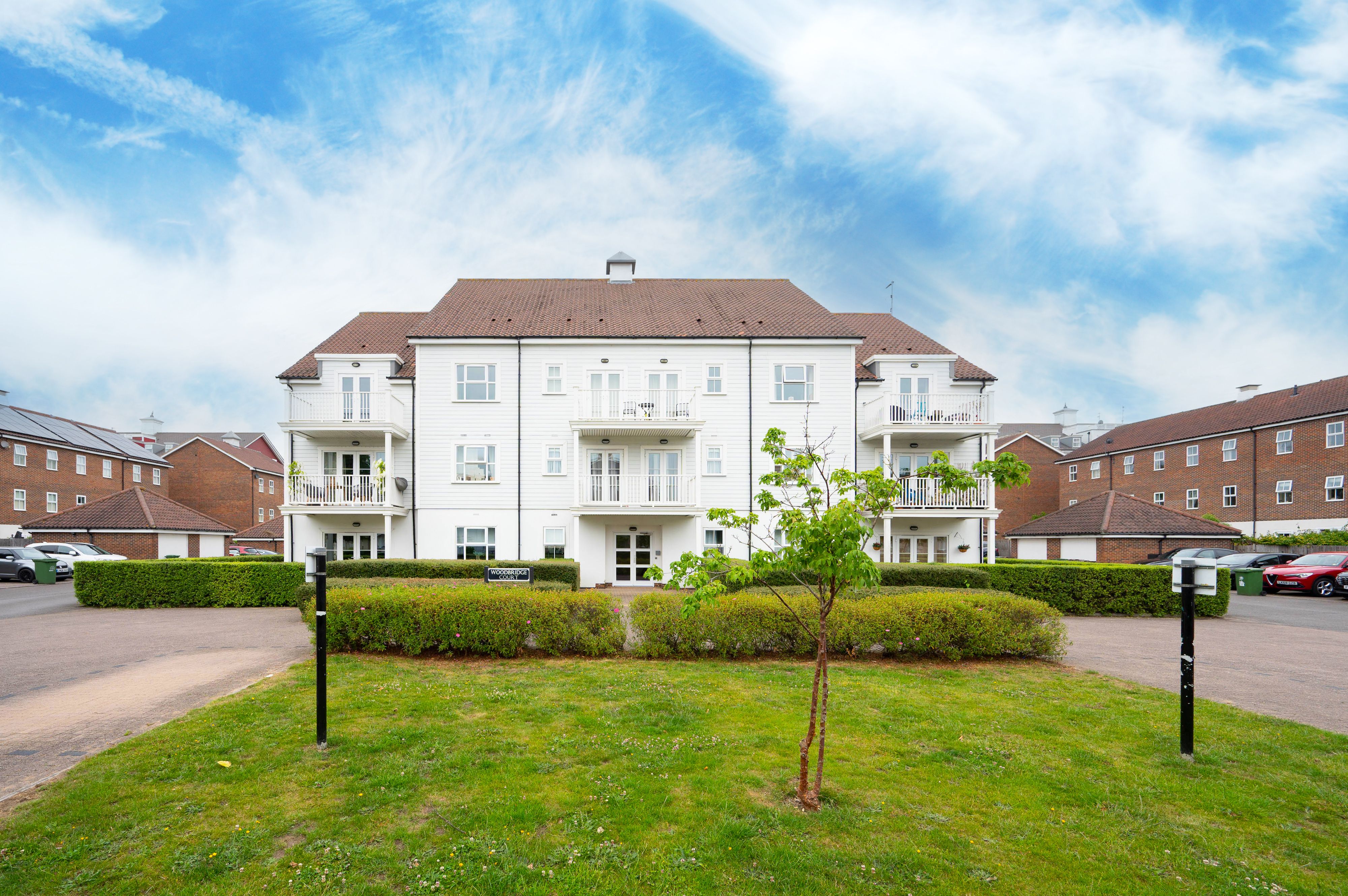 Flat Beaumont Drive in Greater London