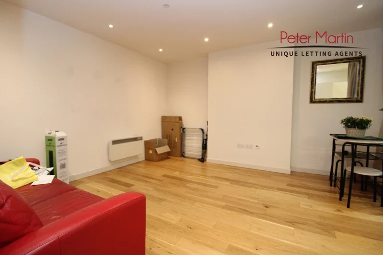 Flat Portsdown Mews in Greater London