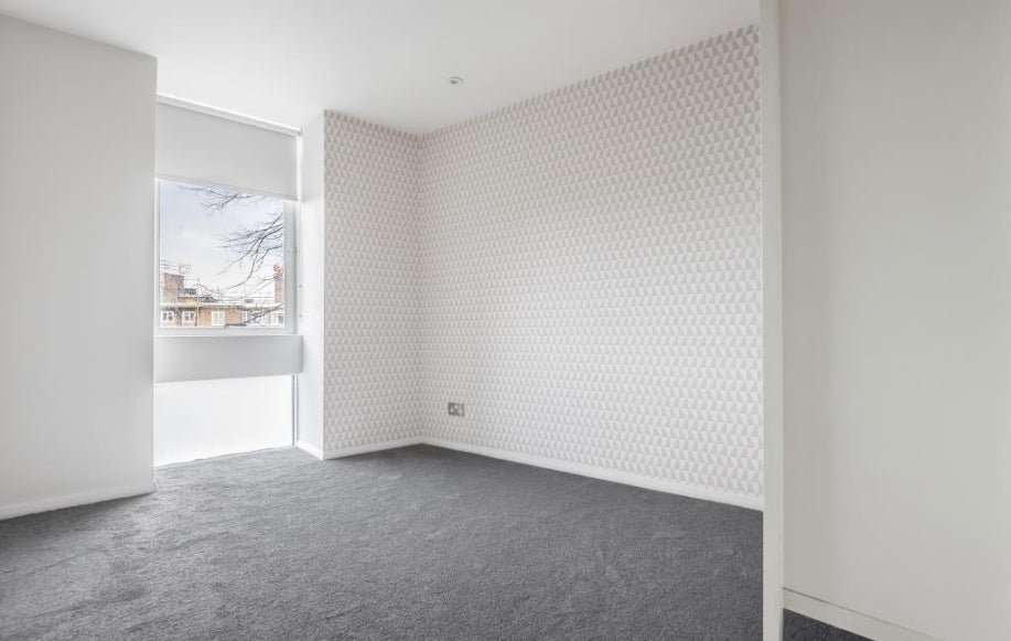 Flat Park Road in Greater London