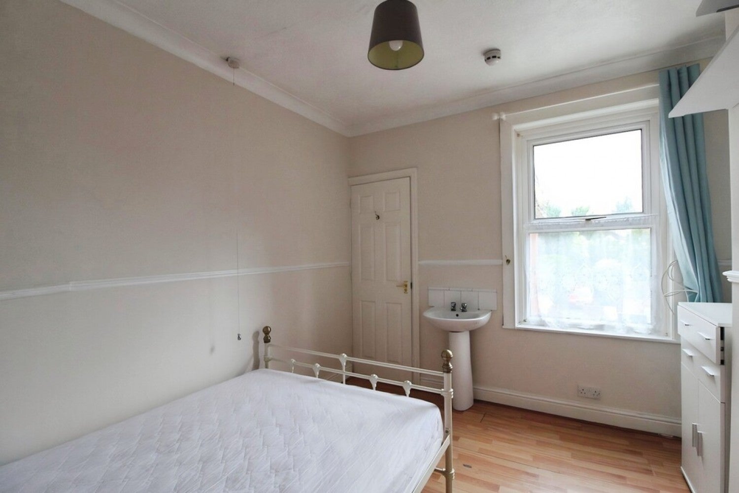Flat Redvers Road in Exeter