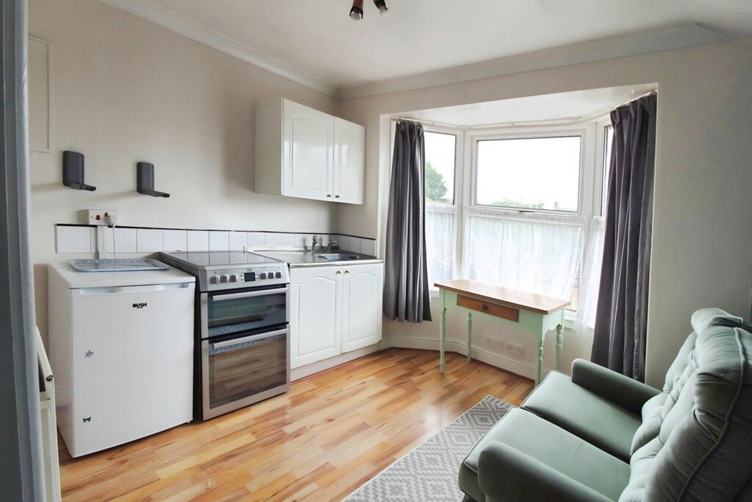 Flat Redvers Road in Exeter