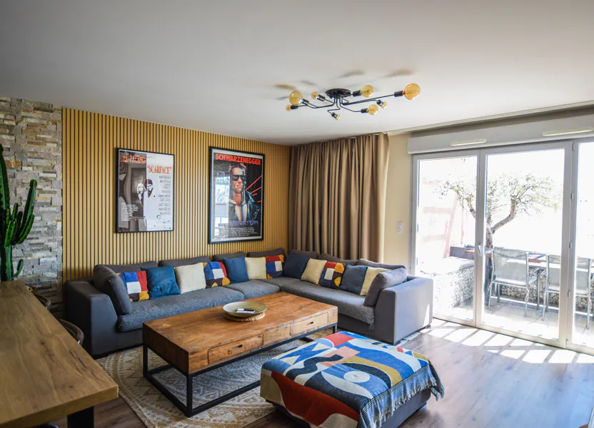 Flat Rue de Montmirail in Rochefort-du-Gard