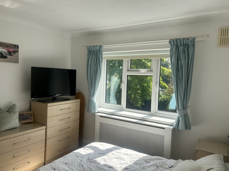 Room Greenway Gardens in Greater London