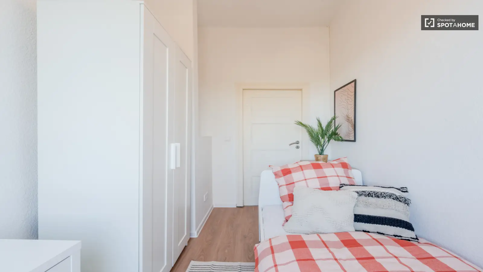 Wohnung Wilsnacker Straße in Berlin