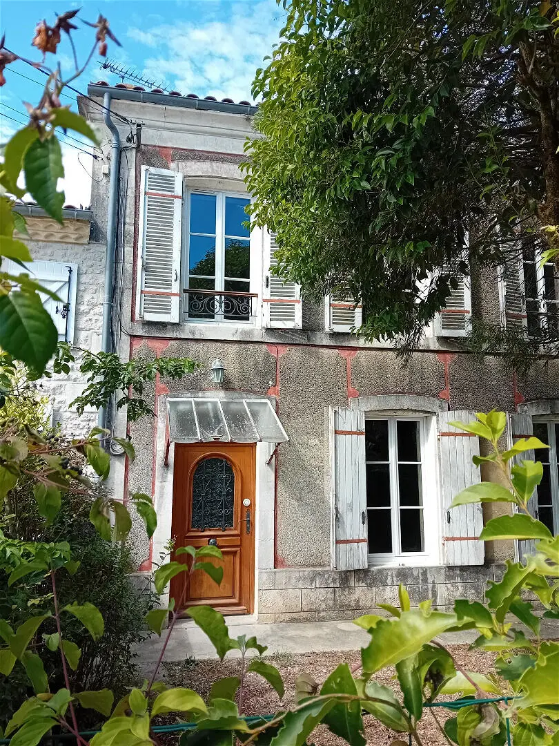 Maison Rue Saint-Jean à Essouvert