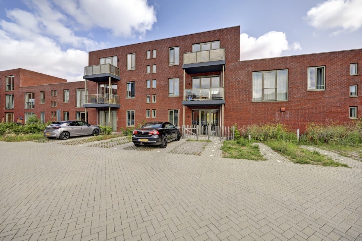 Appartement Koning Willem-Alexanderplein 97 in Dronten