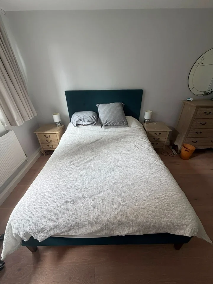 Room Marigold Alley in Greater London