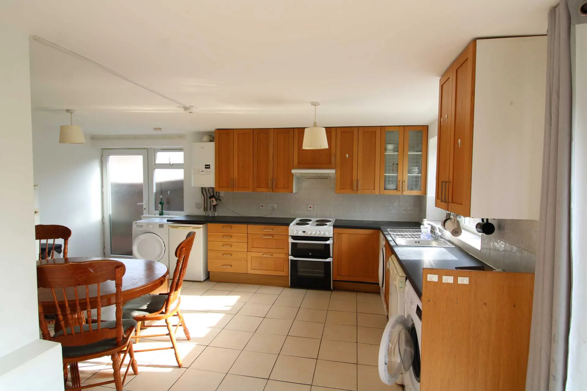 House Allandale Crescent in Hertsmere