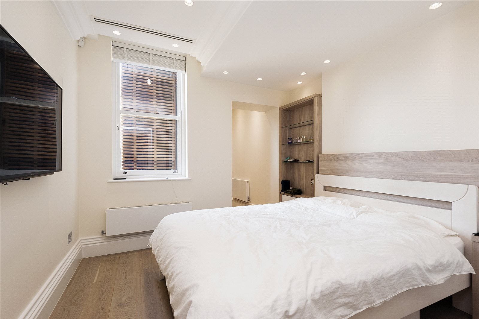 Flat Guilford Street in Greater London