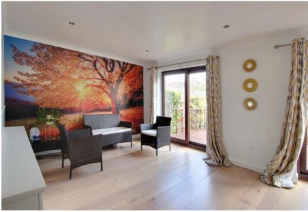 House Littlebrook Close in Greater London
