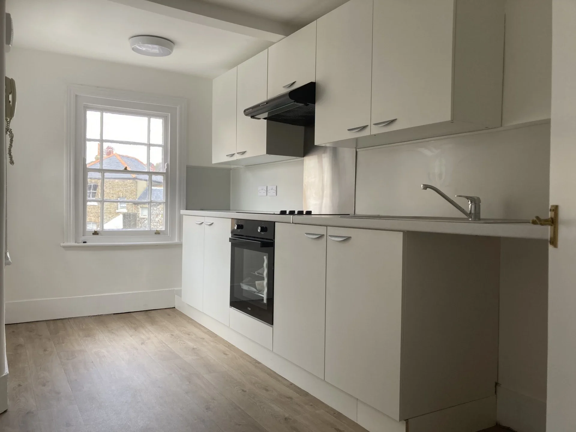 Flat Chandos Road in Thanet