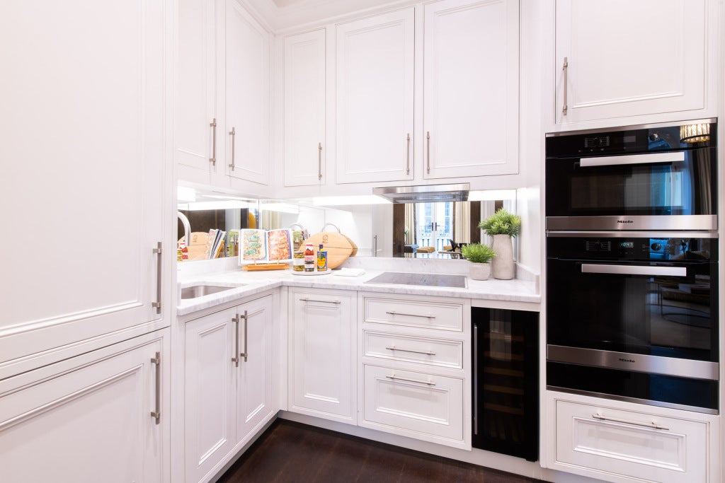 Flat Prince of Wales Terrace in Greater London