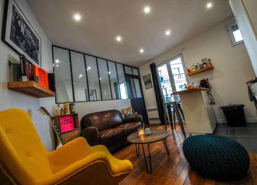 Flat Rue des Annelets in Paris