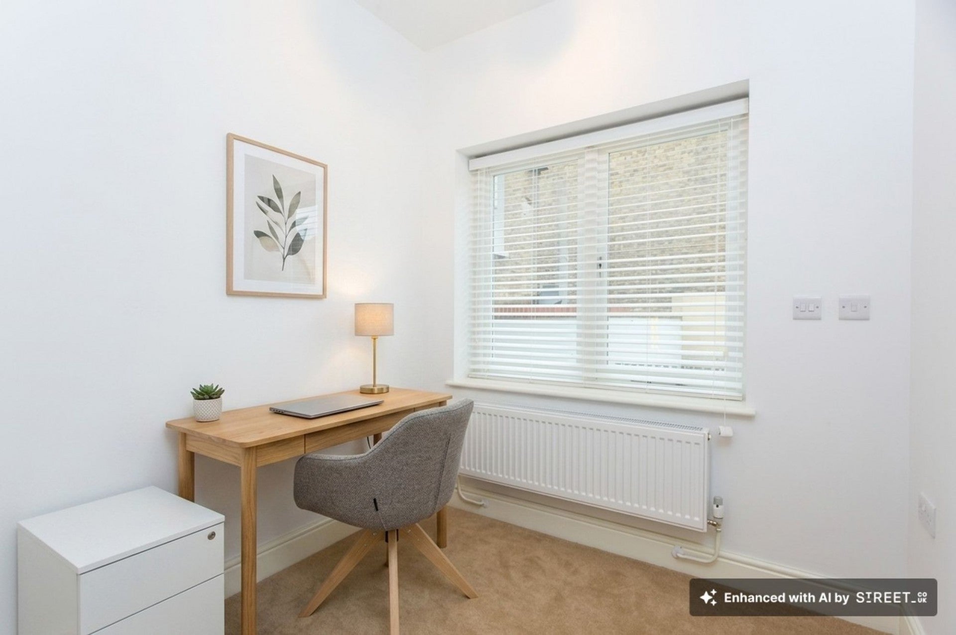 Flat North End Crescent in Greater London