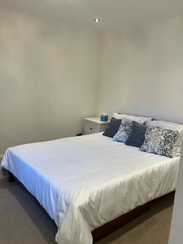Room Cuthbert Gardens in Greater London