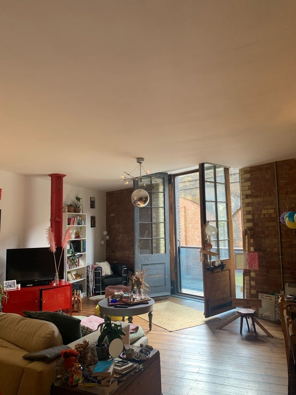 Room Back Church Lane in Greater London