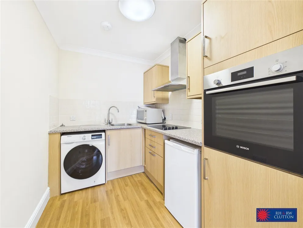 Flat Lewes Road in Wealden