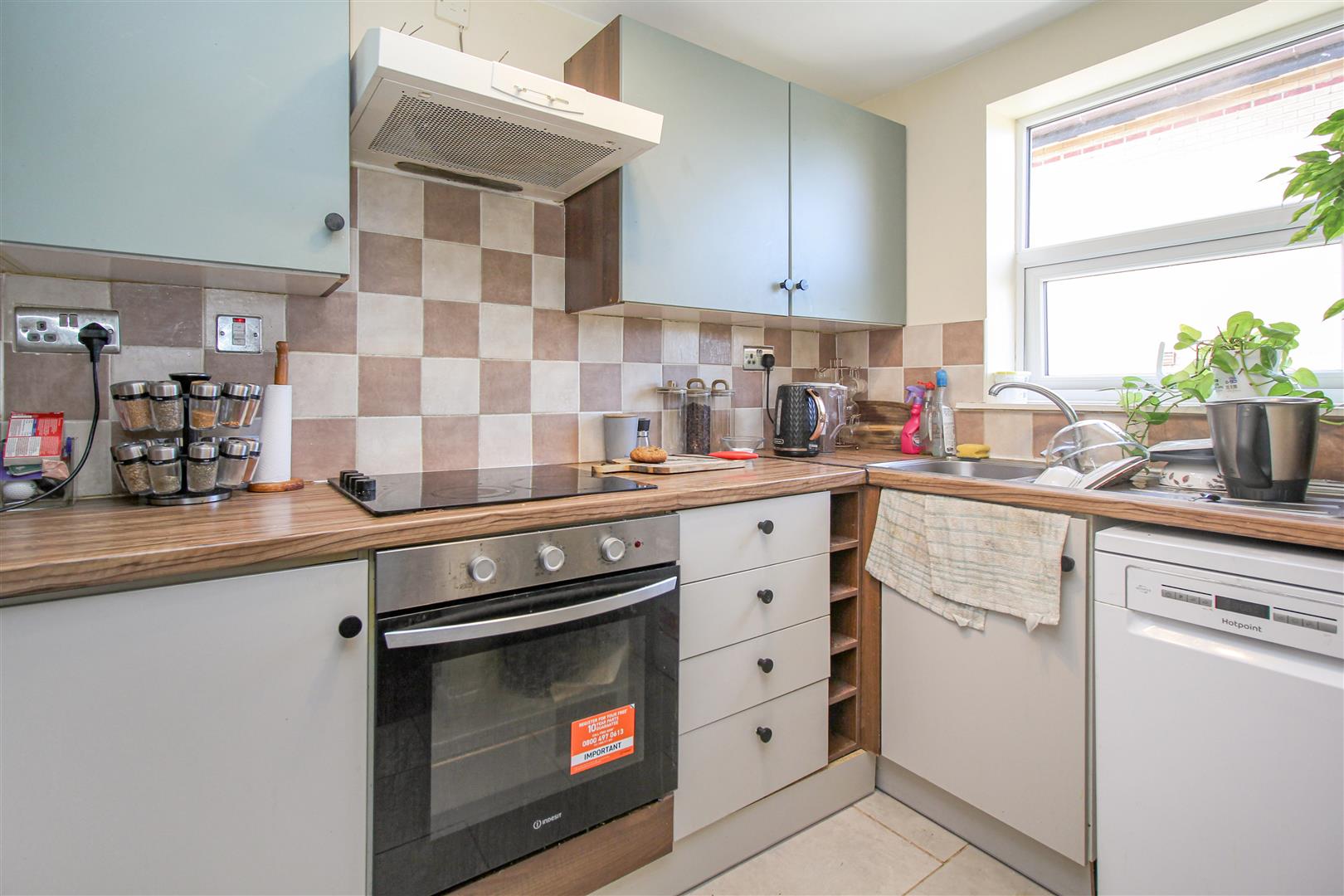 House Balmoral Close in Wellingborough