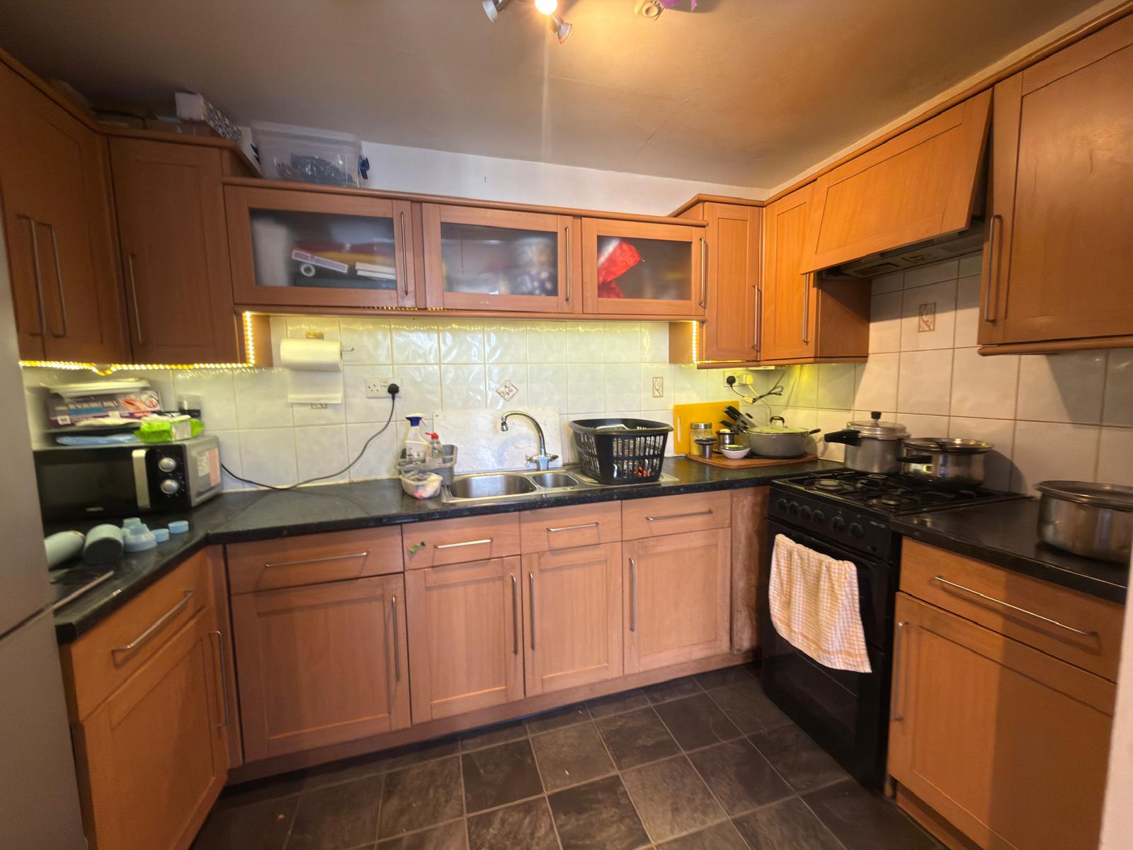 Flat Argyle Road in Greater London