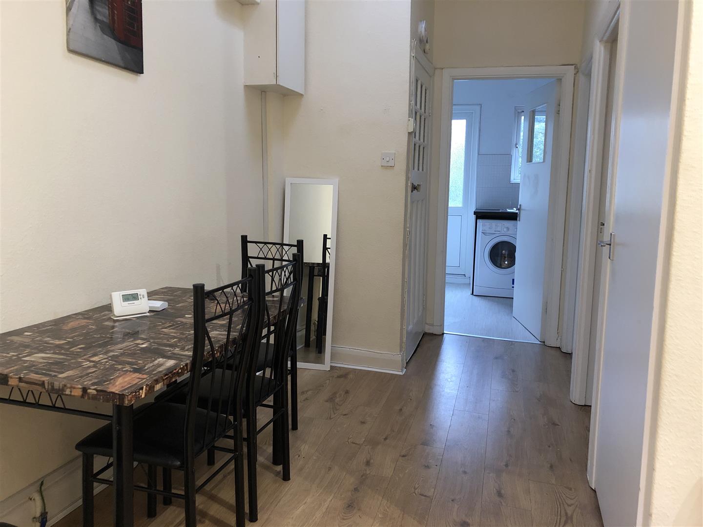 Flat Parson Street in Greater London